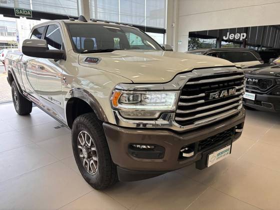 RAM 3500 6.7 I6 TURBO DIESEL LIMITED LONGHORN CD 4X4  AUTOMÁTICO